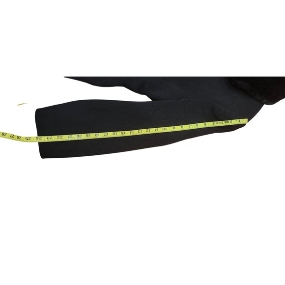 Larry Levine Wool coat size 12 Black with Fur Trim Collar - Picture 15 of 15